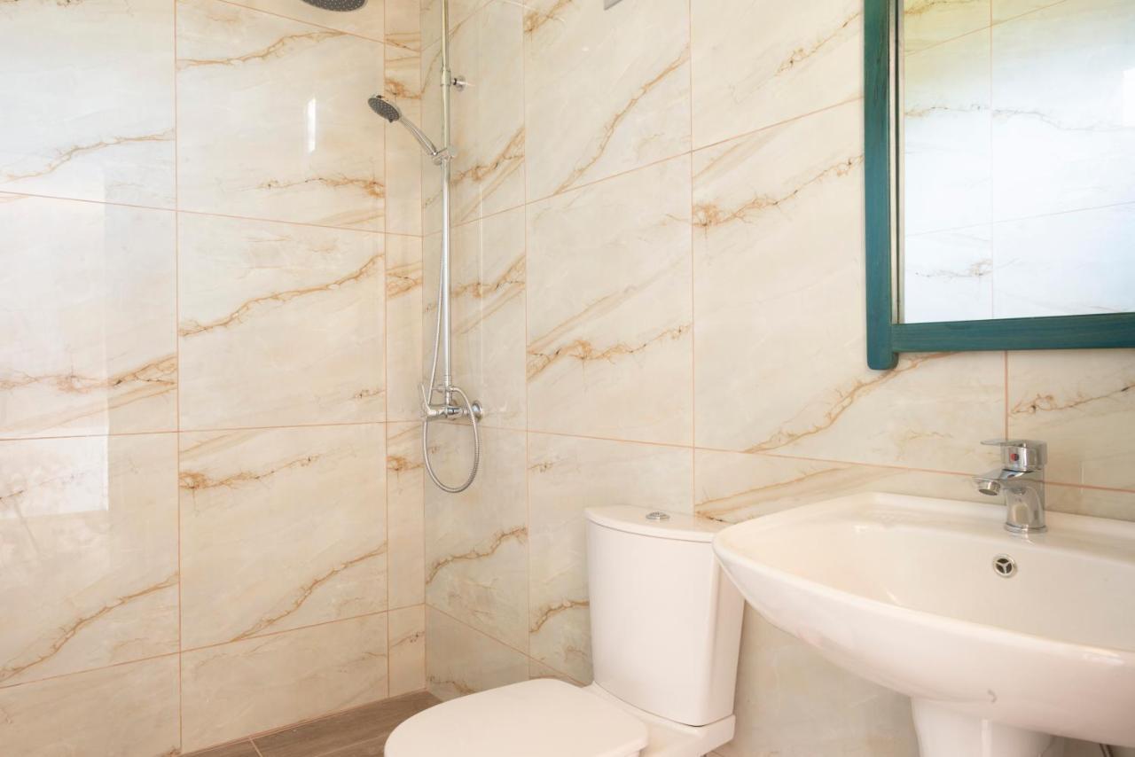 Apartahotel Janakis Garden Livadi